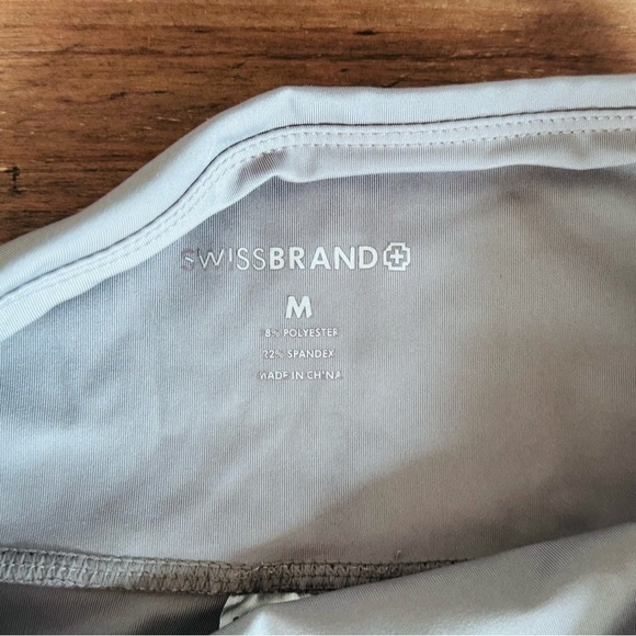 SWISS BRAND High-Waisted Light Blue Leggings with Pocket - Picture 6 of 9